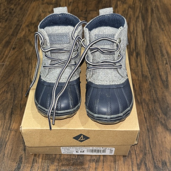 Toddler sperry duck boots - Picture 2 of 4
